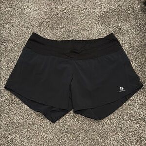 Oiselle Black Roga shorts